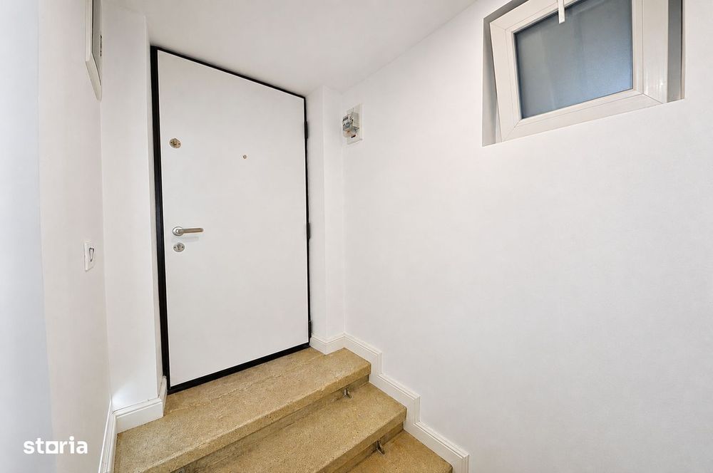 Apartament cu 3 Camere Potrivit pentru Birou - Victoriei