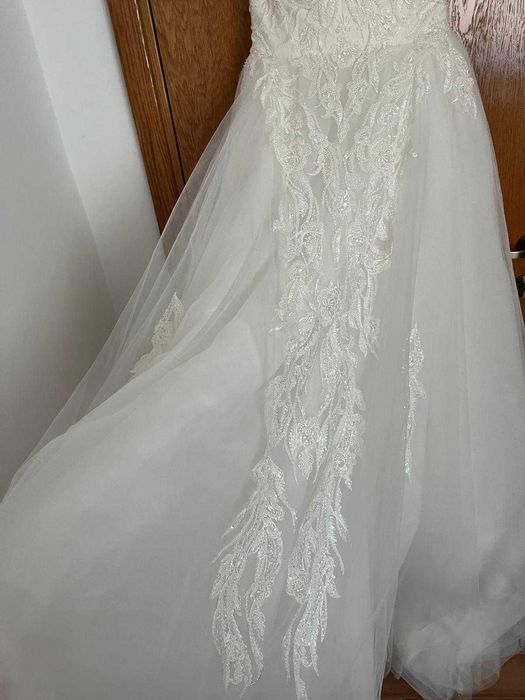 Rochie de mireasa noua