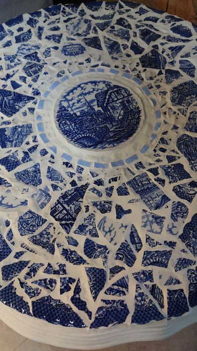 Дизайнерский столик