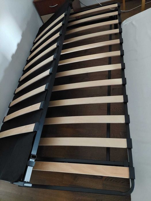 Canapea extensibila ikeea 3 locuri
