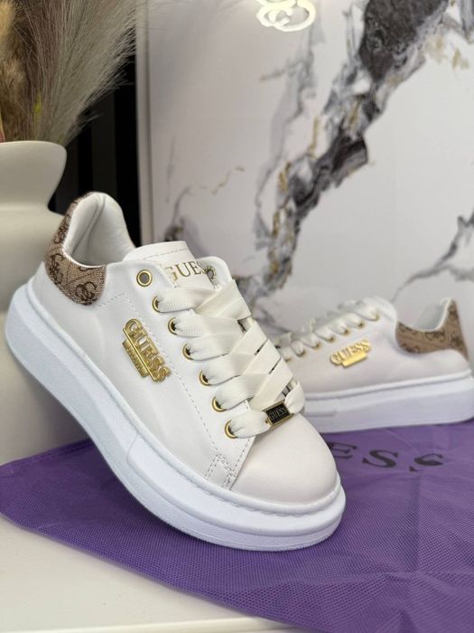 Adidași damă Guess