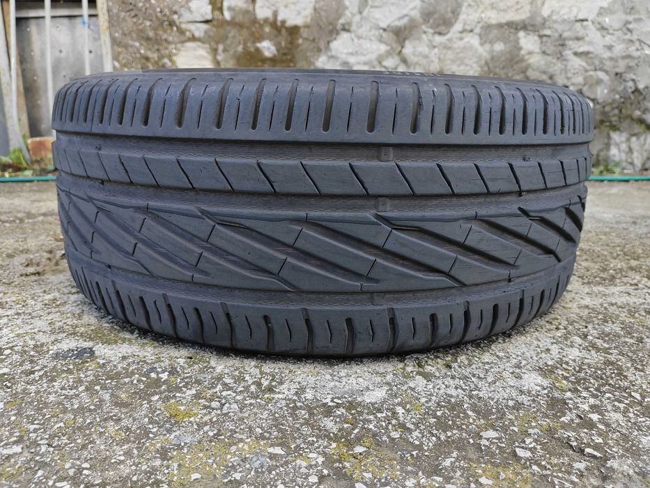 225/45/17 1бр.Uniroyal гума