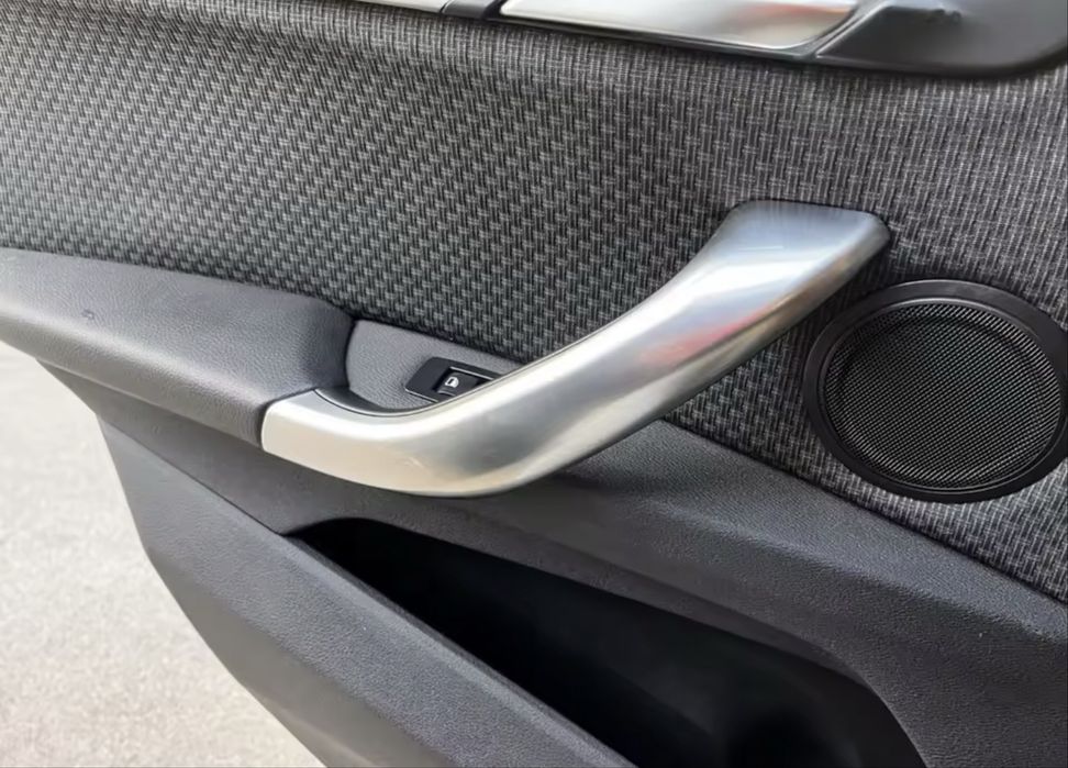 Вътрешна дръжка интериорна БМВ BMW F48 F49 X1 X2 F39 Ф48 Ф49 Х1 Х2 Нов