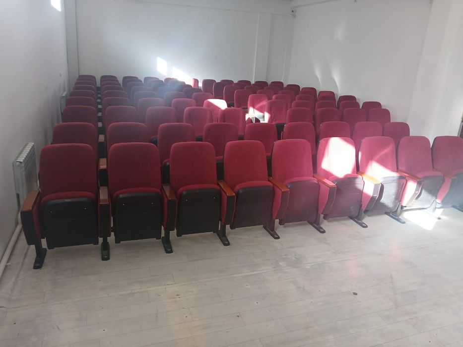 Интерактивті тақта, парта, стол