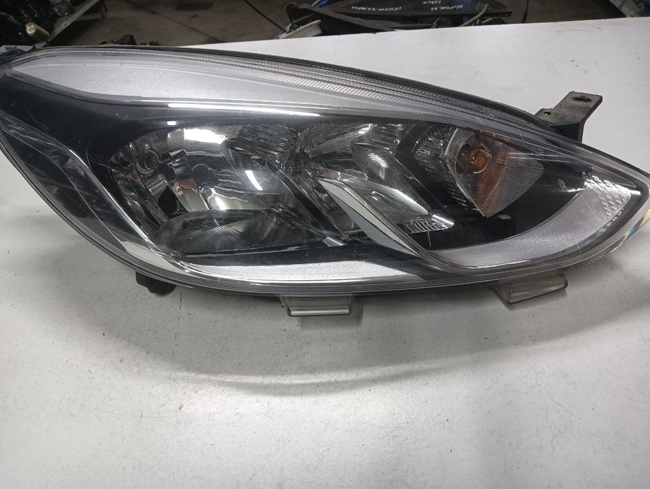 Far Dreapta Fata Ford Fiesta Vii 2018 - >
