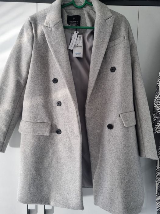 Ново дамско палто Stradivarius