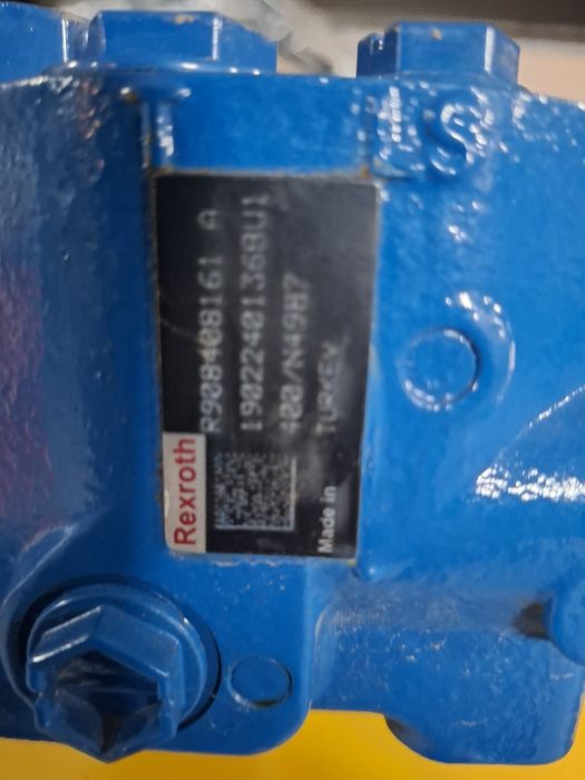 Distribuitoare jcb Miniexcavatoare