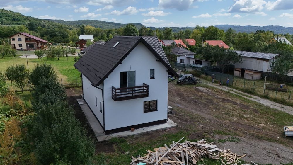 Casa/Vila Brebu  2026  Suprafata 172m² (NU Valea Doftanei Breaza Cornu)
