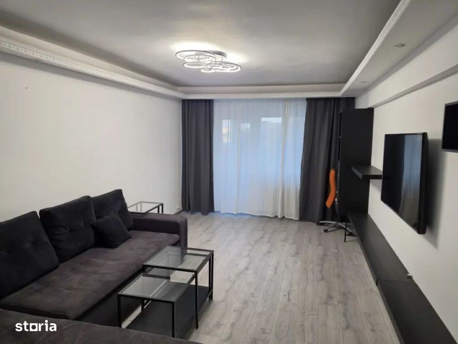 Unirii Bulevard, ap. 2 camere cu loc de parcare, 3 balcoane — fotografia 1