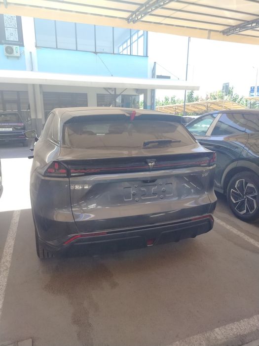 Changan Deepal S07 285 versiya