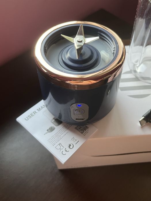 Vand mini blender portabil