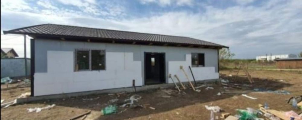 Vand case modulare pe structura metalica usoara