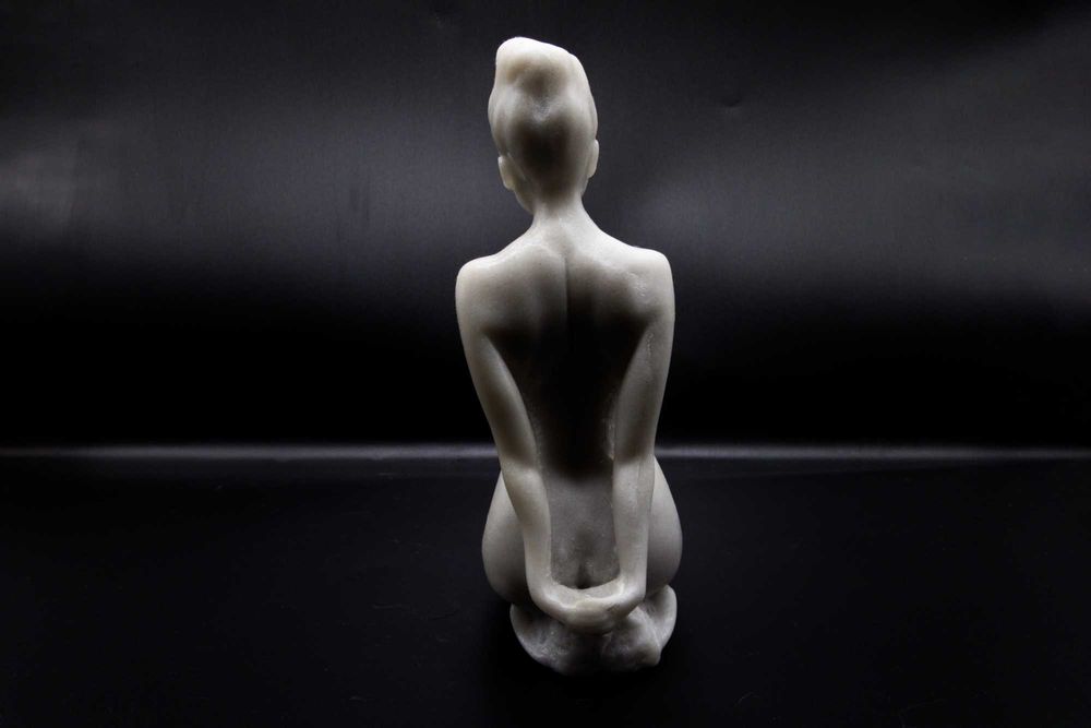 Ръчно изработена мраморна скулптура „Елиана“ – Версия 2