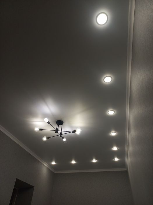 Установка натяжных потолков