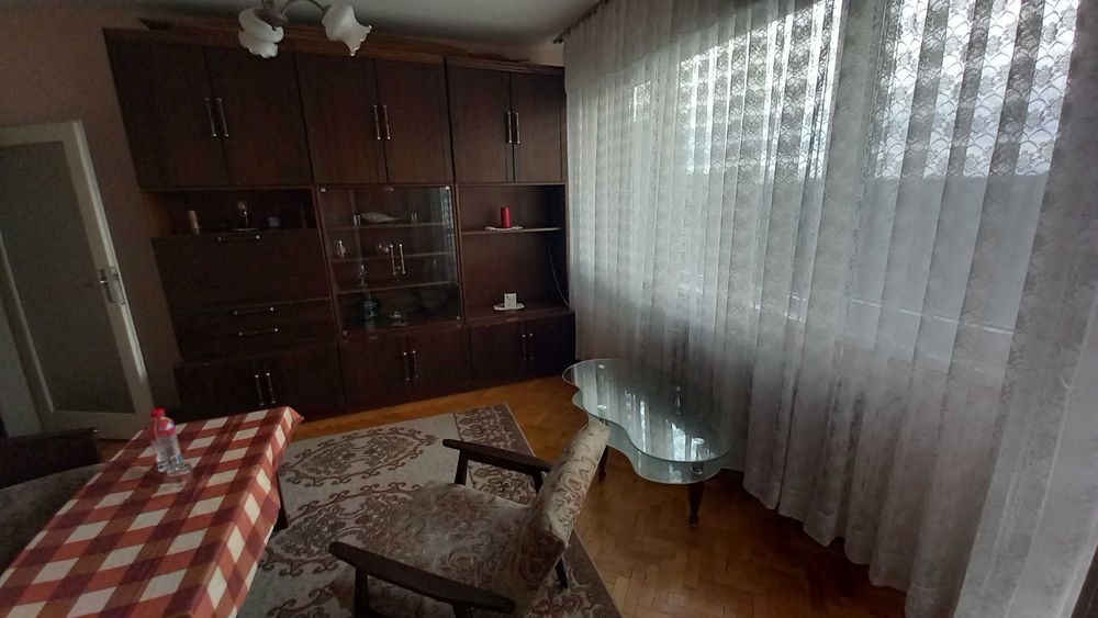 Двустаен апартамент в жк Надежда 4