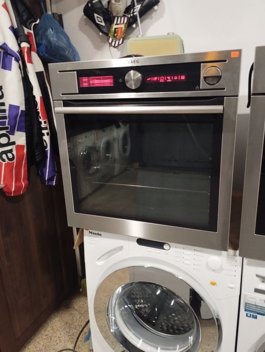 Мултифункционална фурна AEG Competence Конвектомат