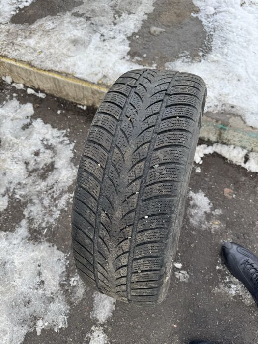 Продам Triangle зимние сост отлично