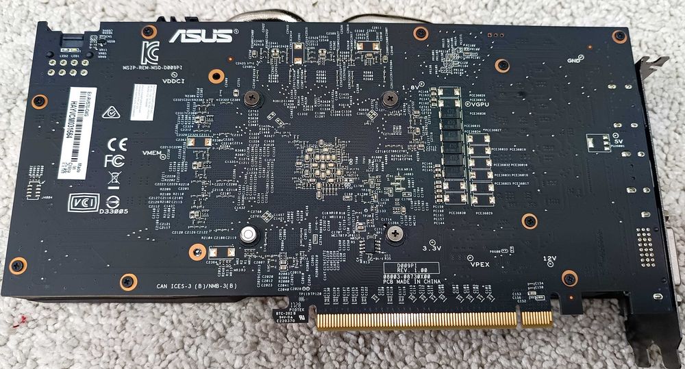 Placa video Gaming Asus RX 570 4Gb 256 bit ca Noua la cutie
