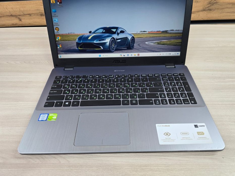 ASUS, Core i7, SSD 128Gb, HDD 500Gb, Ram 8Gb, NVIDIA 2Gb, Full HD IPS