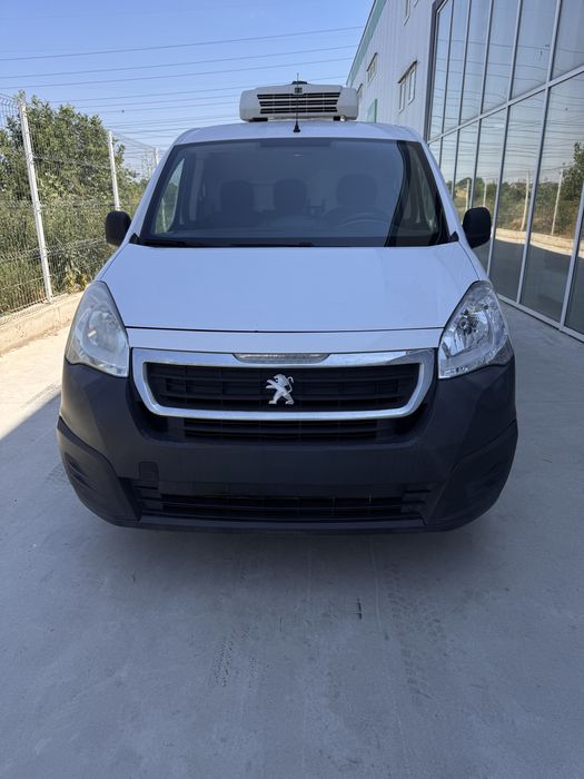 PEUGEOT Partner 2018 — imagine 2