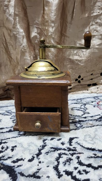 Продаётся кофемолка