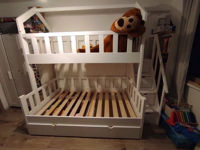 Pat etajat tip casuta