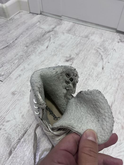 Профециональные коньки для фигурного катания