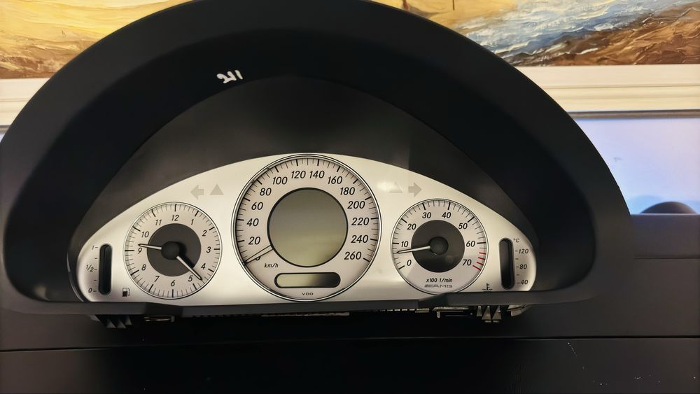 Щиток приборо w211  рест