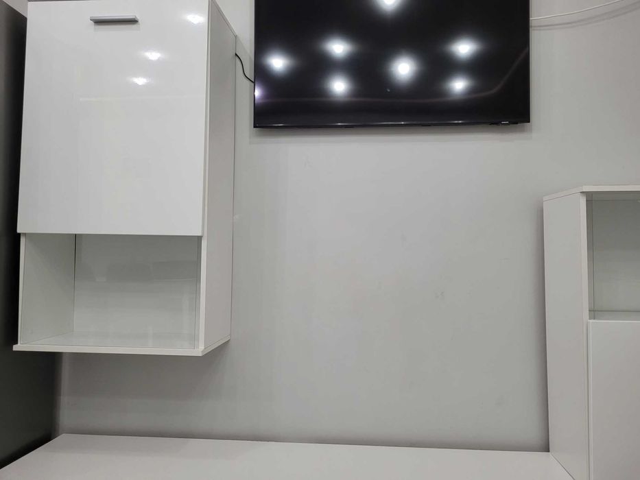 комплект за телевизор