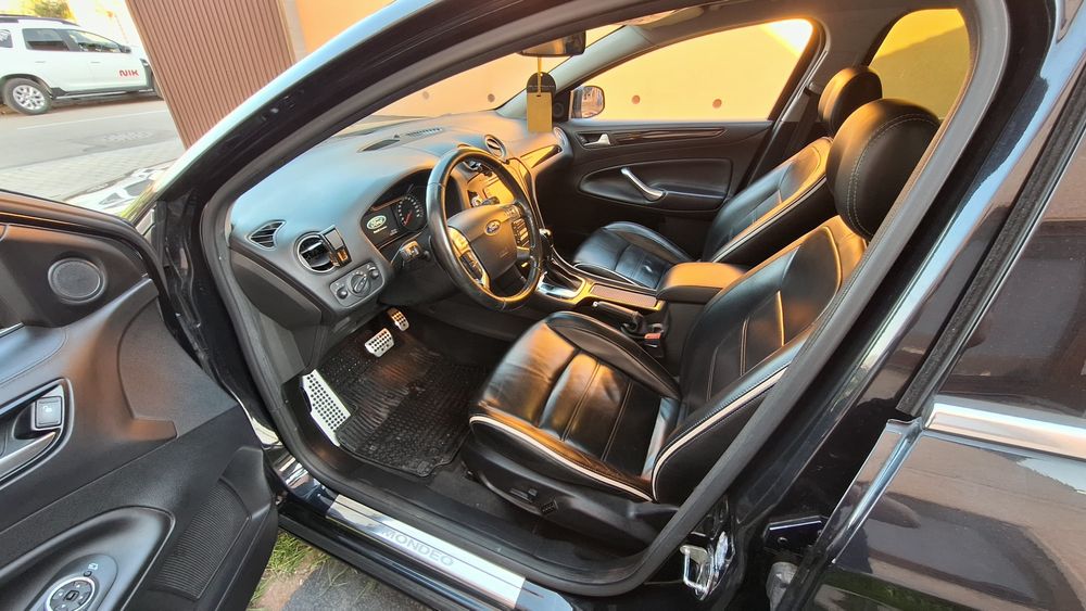 Ford Mondeo Titanium Edition
