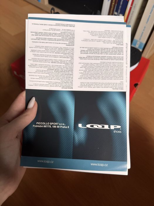 Чисто нови маратонки Loap Arisa