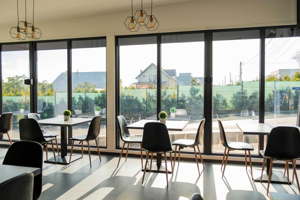 Spațiu Comercial Complet Echipat – De Închiriat în Bosanci