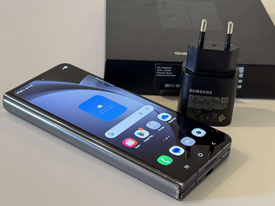 Бартер! Galaxy Fold 5 Phantom Black (Черен) + Aдаптер