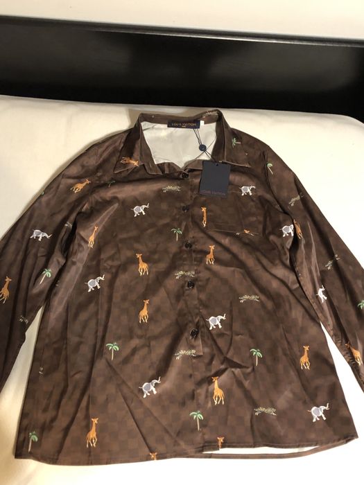 Camasa Louis Vuitton , calitate premium , pe stoc , noua , L