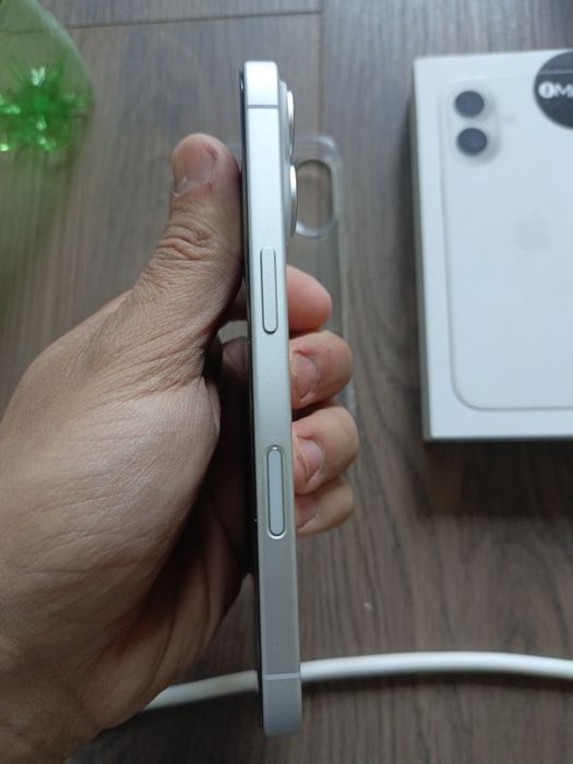 IPhone 16 128g oq rangli