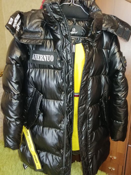 Зимняя куртка на мальчика.