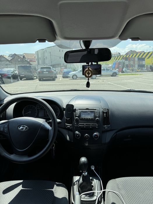 HYUNDAI i30 2011 — imagine 5