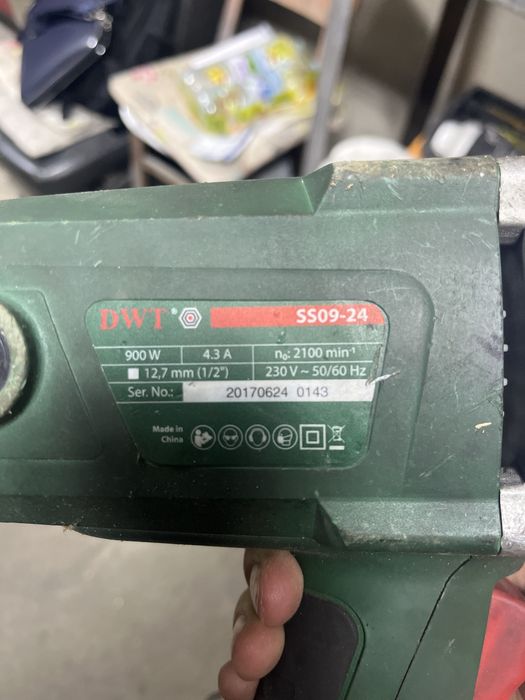 Ударен гайковерт DWT SS09-24
