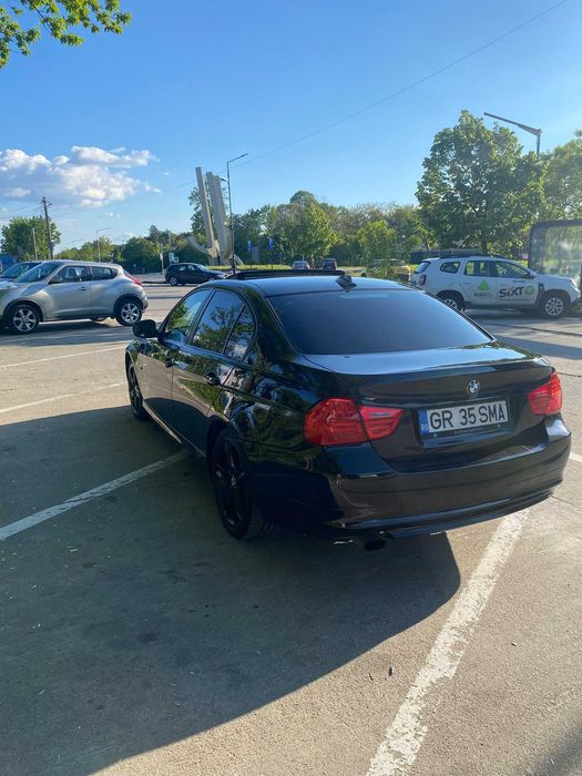 BMW Seria 3 2010 — imagine 2