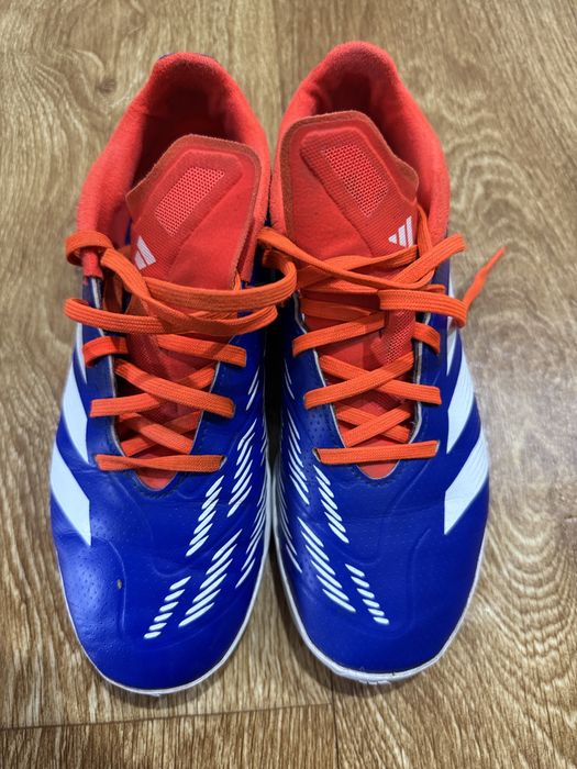 Футбольные бутсы