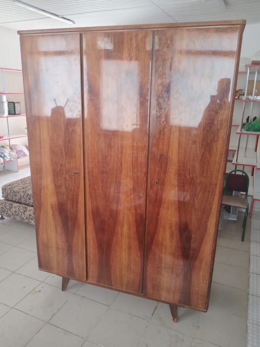 Шифоньер советский