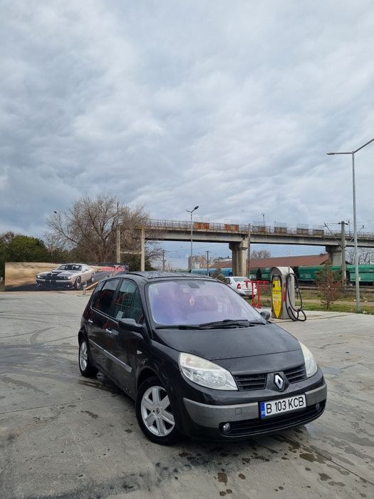 Vând Renault scenic !