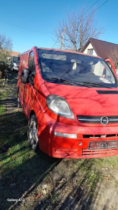 Piese Opel vivaro,