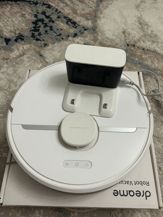 Продам моющий робот пылесос Xiaomi D9