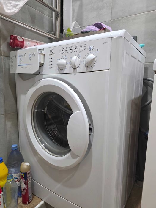 Стиральная машинка Indesit