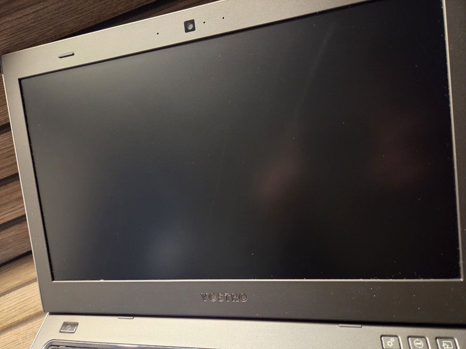 Laptop 14" Dell Vostro 3460 Intel Core i5 3210M 6GB RAM 500GB
Are pro