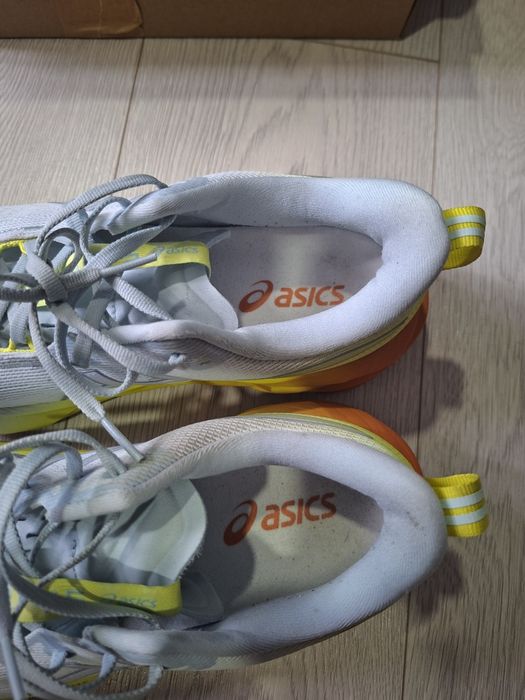 Asics Novablast 5