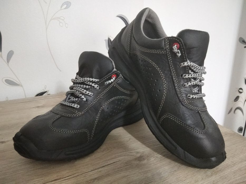 Pantofi de protecție