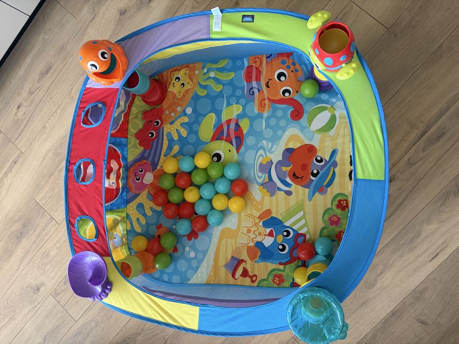 Playgro Активна гимнастика - басейн с 30 бр. топки