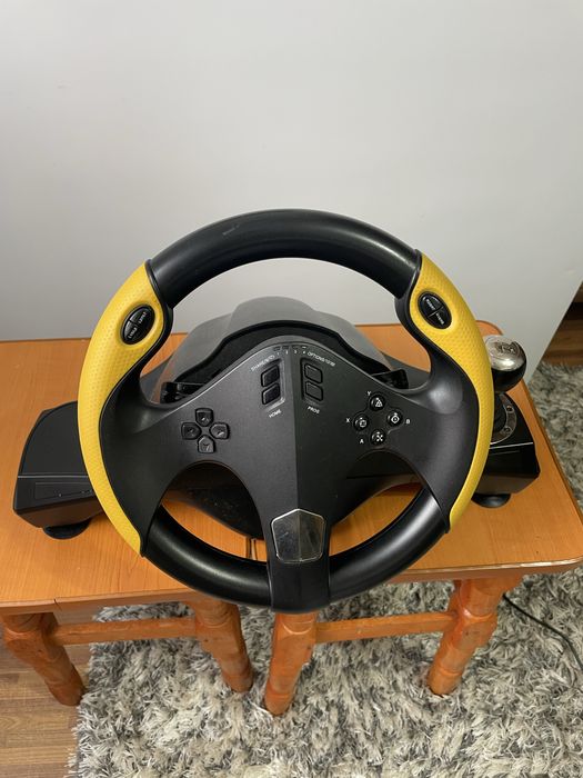 Vand volan gaming Myria